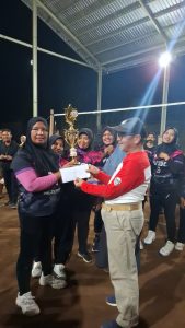Lomba Voli Cawuk Ibu-Ibu PKK se-Desa Gubug - hadiah